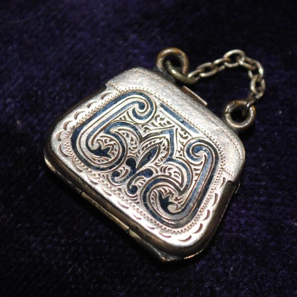 Antique Victorian Two-Sided Engraved Gold-filled Purse Locket Taille d'Épargne - Picture 3 of 9